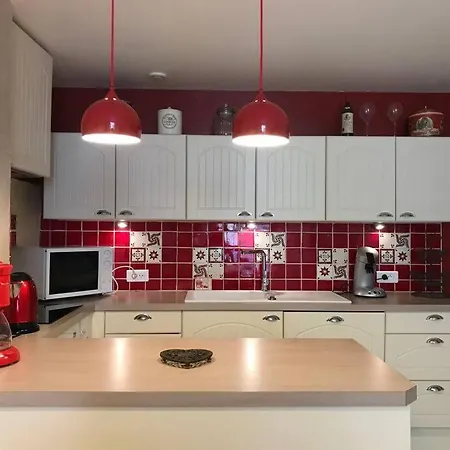 Centre Cauterets, 72m2 Pr 7 Personnes 公寓